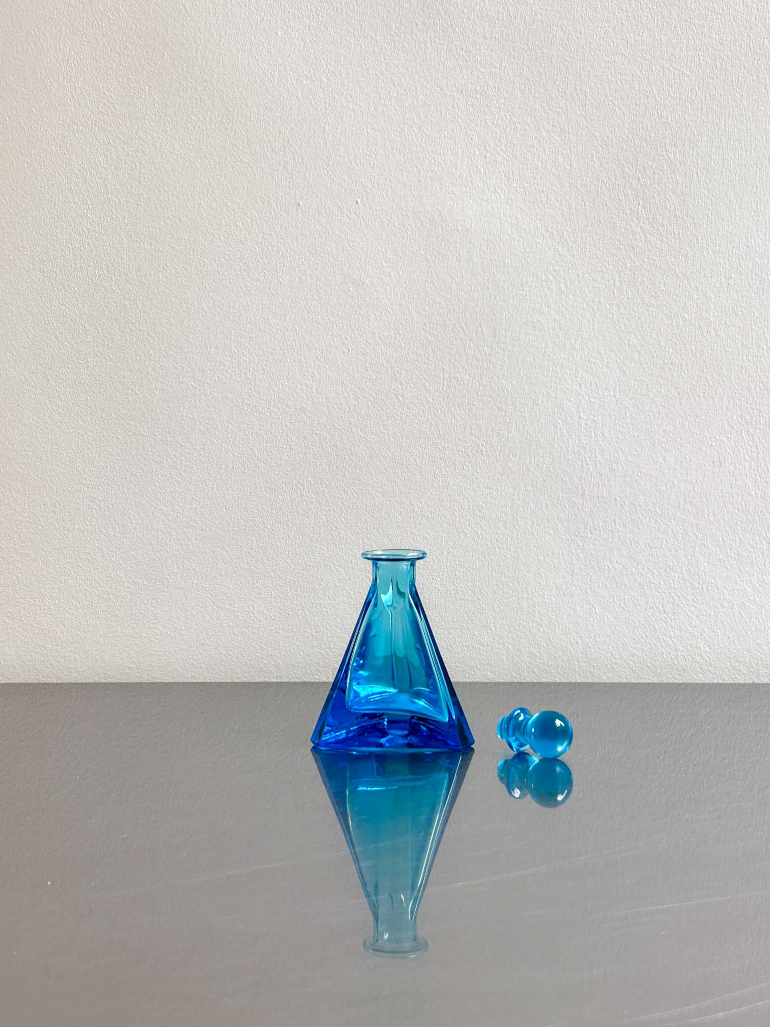 ampoule Cleopatra by artetica - Design from Milan