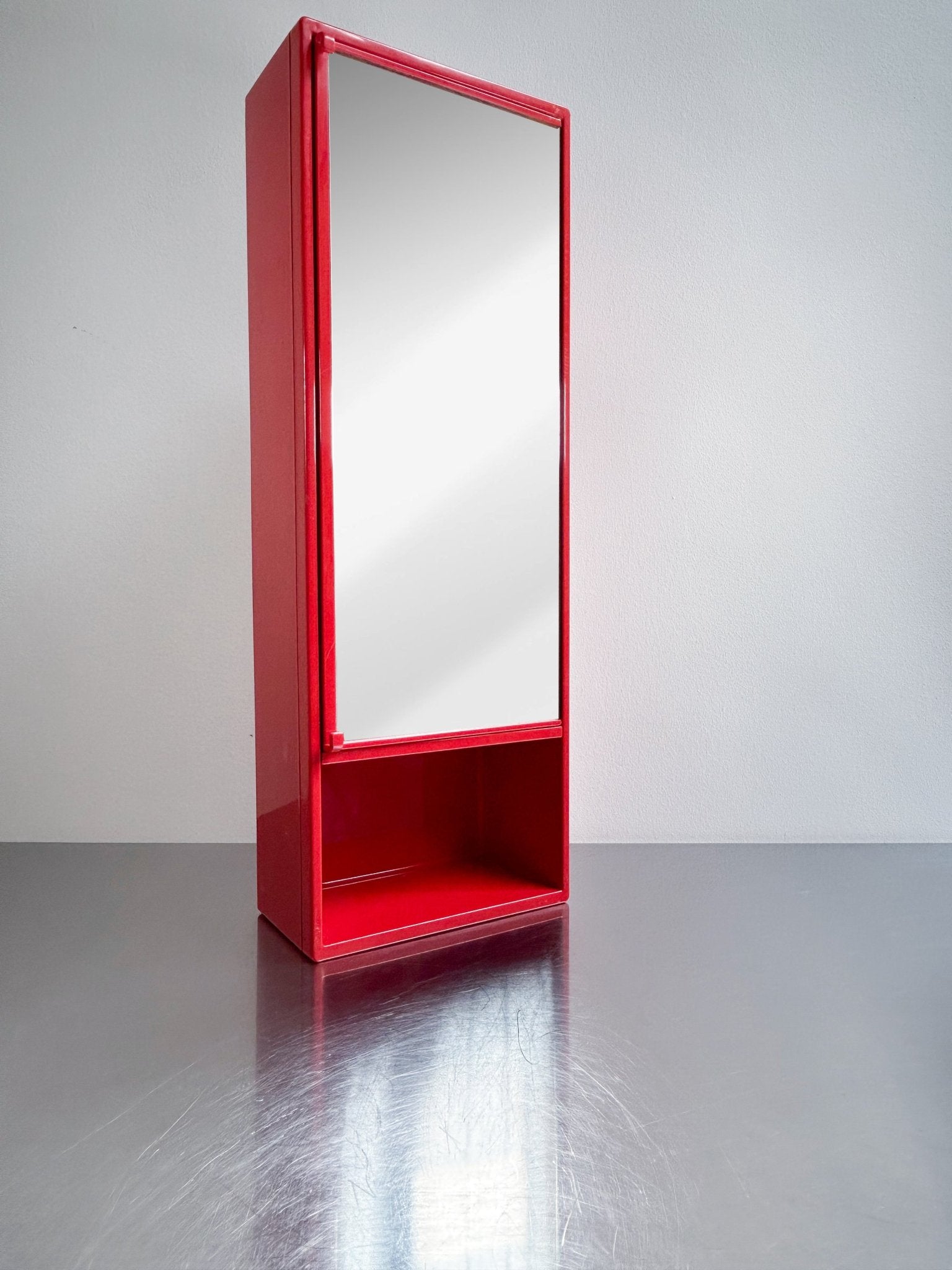 cabinet Olaf Von Bohr by artetica - Design from Milan