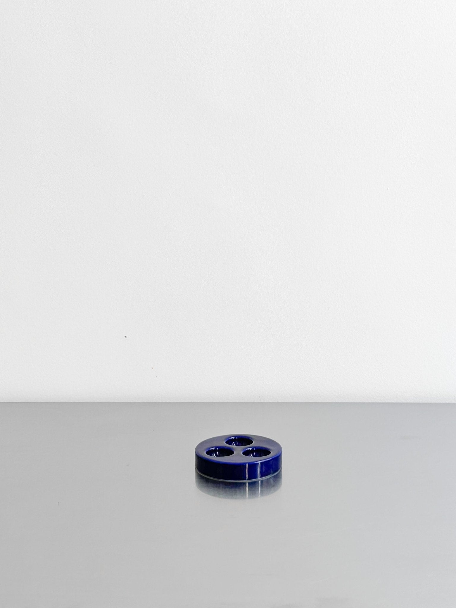 egg holder Mangiarotti by artetica - Design from Milan