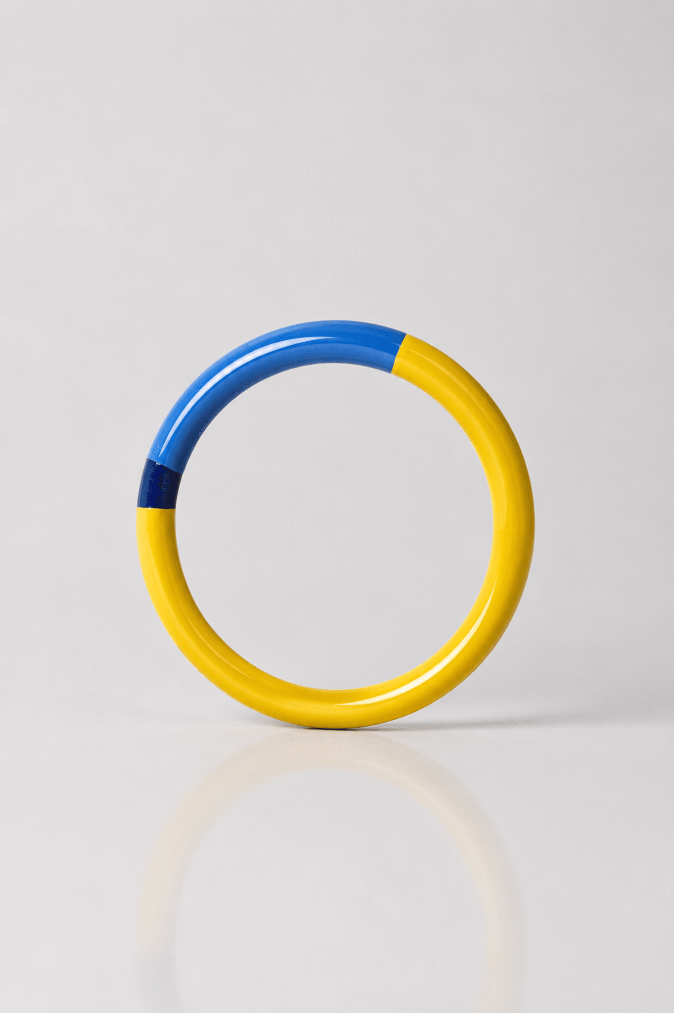 Hoop bangle by artetica - from Milan