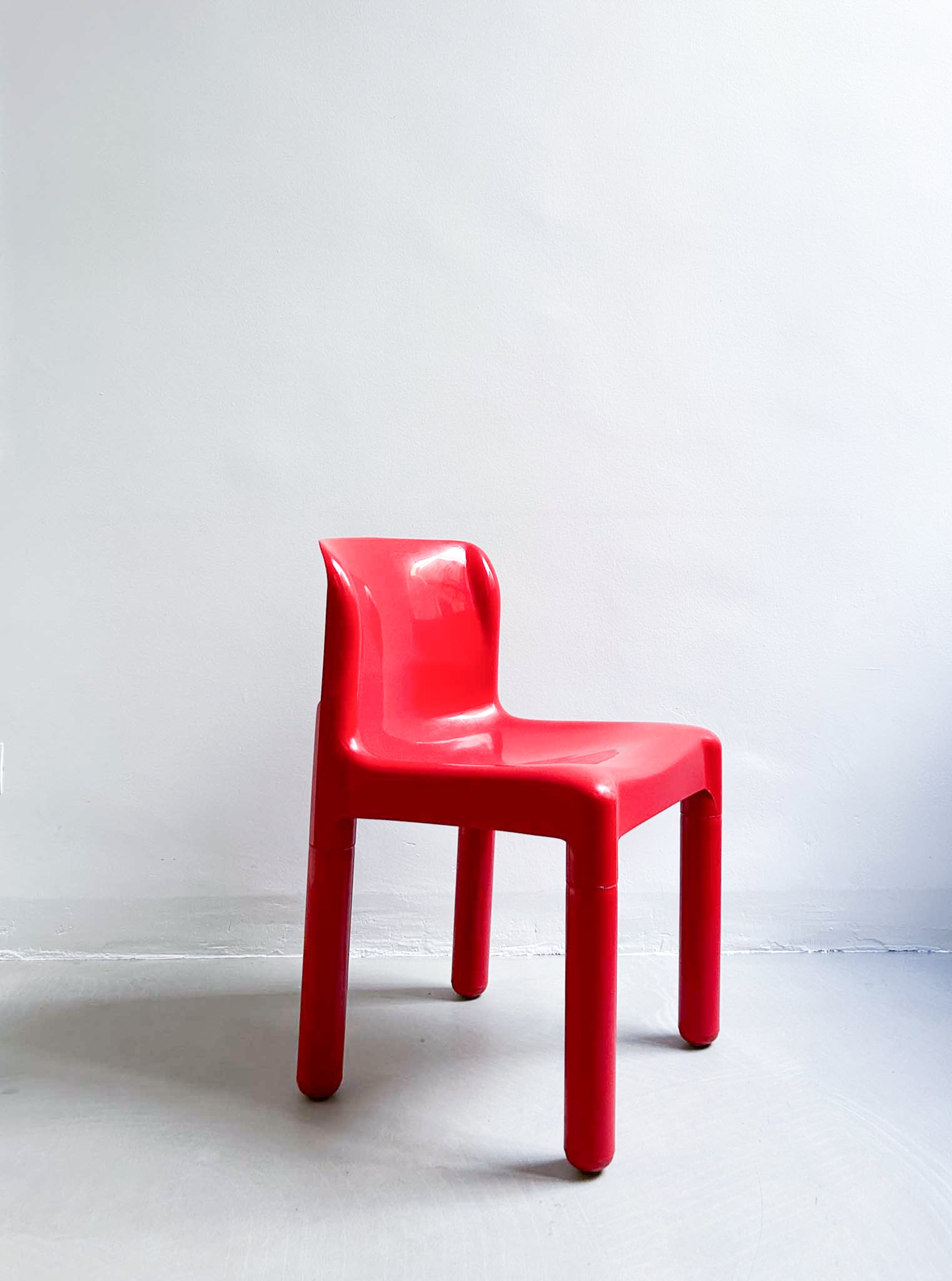 chair Kartell 4875 by Carlo Bartoli